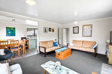 Photo of property in 1 Penney Green, Nawton, Hamilton, 3200