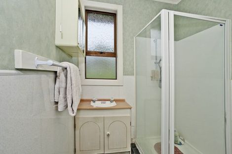 Photo of property in 180 Marine Parade, Bluff, 9814