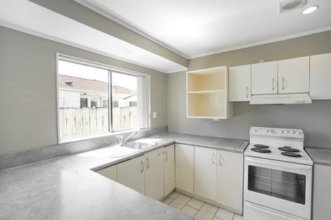 Photo of property in 27 Oratu Place, Manurewa, Auckland, 2102