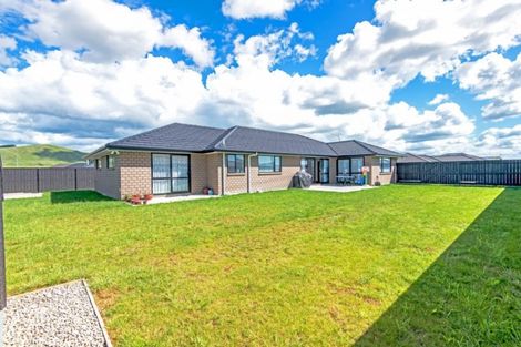 Photo of property in 191 Pacific Drive, Fitzherbert, Palmerston North, 4410
