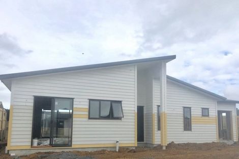 Photo of property in 4 Maioha Road, Pukekohe, 2120