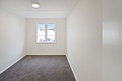 Photo of property in 2 Argyle Grove, Trentham, Upper Hutt, 5018