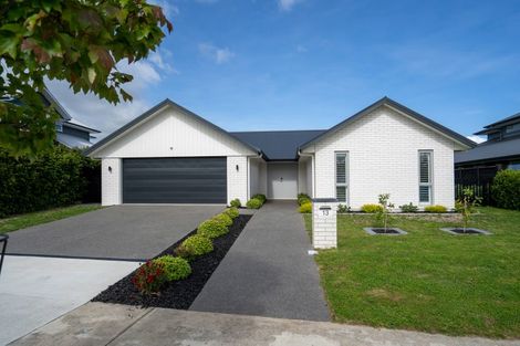 Photo of property in 13 Terry Came Drive, Cambridge, 3434