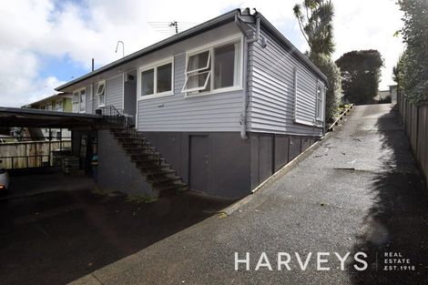 Photo of property in 42 Crystal Avenue, Glendene, Auckland, 0602