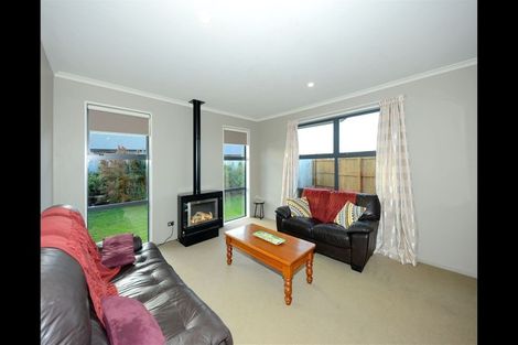Photo of property in 8 Henley Close, Rolleston, 7614