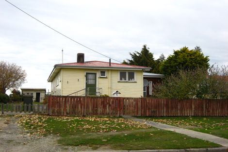 Photo of property in 5 Forest Street, Tapanui, 9522