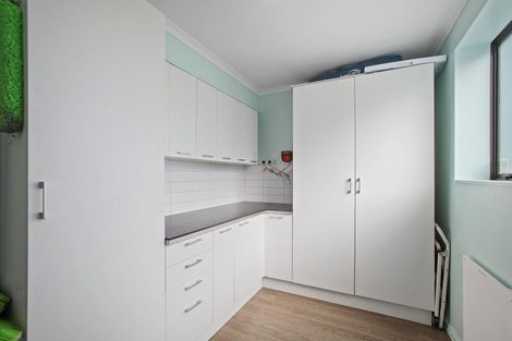 Photo of property in 21 Waller Avenue, Bucklands Beach, Auckland, 2012