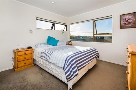 Photo of property in 859 Beach Road, Waiake, Auckland, 0630