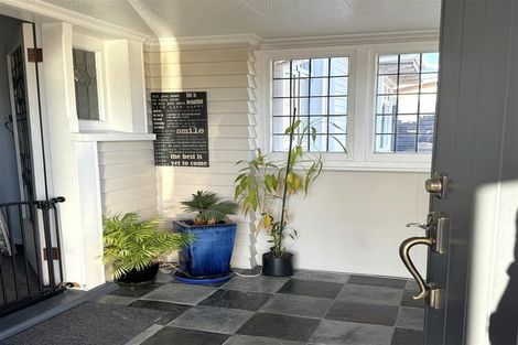 Photo of property in 33 Milton Road, Greymouth, 7805