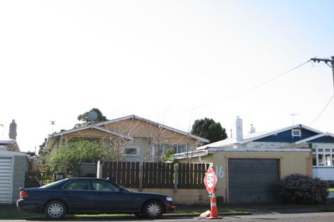 Photo of property in 16 Massey Street, Westown, New Plymouth, 4310