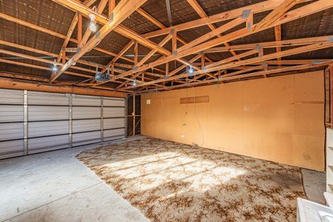 Photo of property in 8 Tongariro Street, Castlecliff, Whanganui, 4501