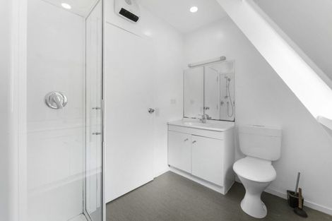 Photo of property in 40 Avalon Crescent, Fernhill, Queenstown, 9300