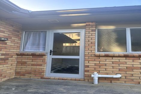 Photo of property in 52 Sapperton Drive, Henderson, Auckland, 0612