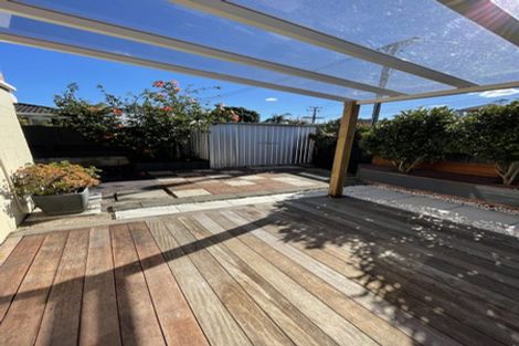 Photo of property in 1/5 Glen Road, Browns Bay, Auckland, 0630