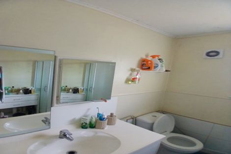 Photo of property in 2/148 Old Farm Road, Hamilton East, Hamilton, 3216