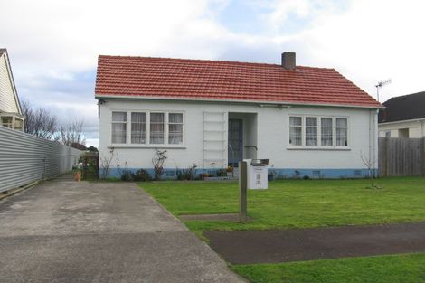Photo of property in 4 Tyndall Street, Palmerston North, 4414