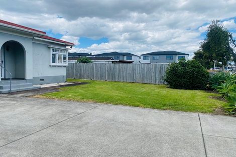 Photo of property in 64 Huia Road, Papatoetoe, Auckland, 2025