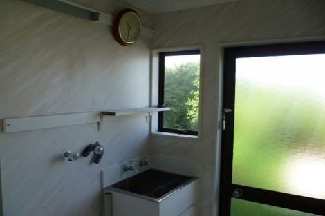 Photo of property in 21 Newton Place, Westbrook, Palmerston North, 4412