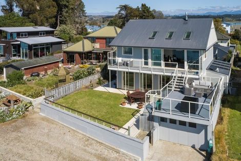 Photo of property in 49 Tahi Street, Mapua, 7005