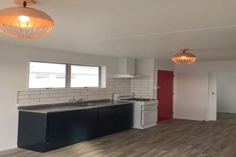 Photo of property in 10 Tainui Street, Castlecliff, Whanganui, 4501