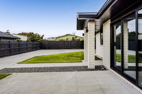 Photo of property in 30a Hunter Street, Hawera, 4610