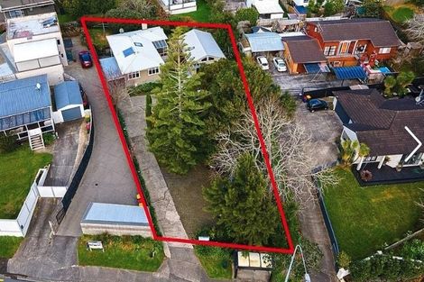 Photo of property in 10 Oteha Valley Road, Northcross, Auckland, 0632