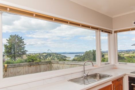 Photo of property in 297 Point View Drive, Shamrock Park, Auckland, 2016