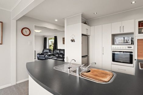 Photo of property in 18 Stephen Street, Halfway Bush, Dunedin, 9010