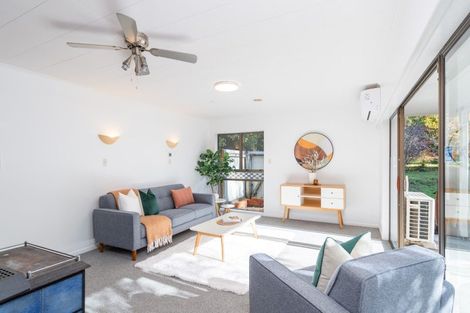 Photo of property in 1 Avian Crescent, Blue Mountains, Upper Hutt, 5371