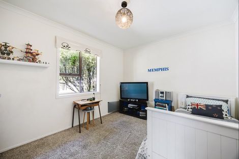 Photo of property in 19 Coronation Avenue, Pukekohe, 2120