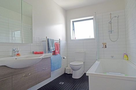 Photo of property in 29/27 Powell Street, Avondale, Auckland, 1026