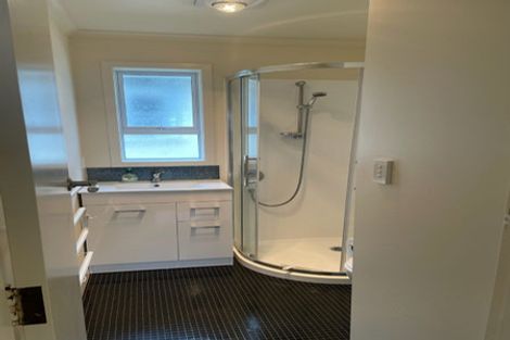 Photo of property in 32 Hine Street, New Plymouth, 4310