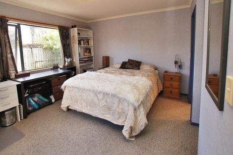 Photo of property in 4 Sandhurst Place, Nawton, Hamilton, 3200