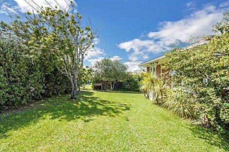 Photo of property in 1/15 Northboro Road, Hauraki, Auckland, 0622