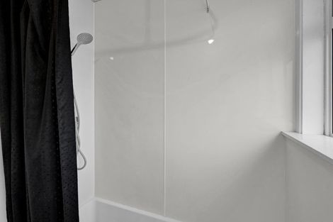 Photo of property in 41 Blagdon Road, Marfell, New Plymouth, 4310