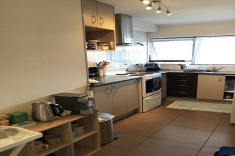 Photo of property in 73 Santiago Crescent, Unsworth Heights, Auckland, 0632