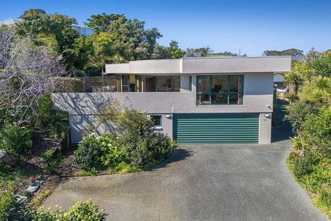 Photo of property in 13 Jelas Road, Red Beach, 0932