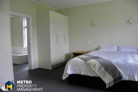 Photo of property in 77 Albert Street, Saint Clair, Dunedin, 9012