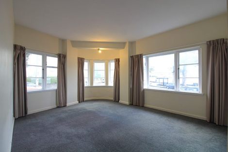 Photo of property in Olympus Flats, 1/280 Oriental Parade, Oriental Bay, Wellington, 6011