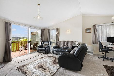 Photo of property in 6 Kekerenga Street, Strathmore Park, Wellington, 6022