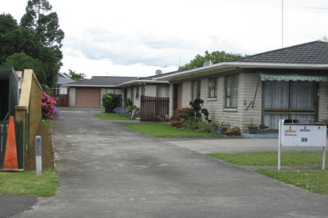 Photo of property in 1/24 West Street, Pukekohe, 2120