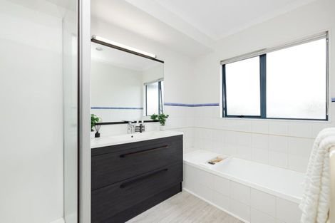 Photo of property in 123b Ranch Road, Mount Maunganui, 3116