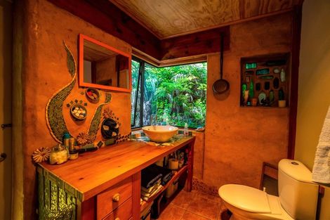 Photo of property in 1860 Pataua North Road, Pataua North, Parua Bay, 0175