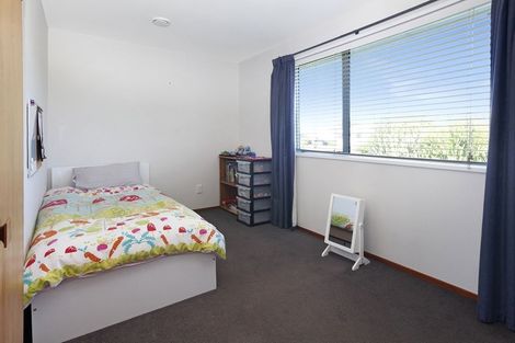 Photo of property in 23 Stacey Place, Woolston, Christchurch, 8062