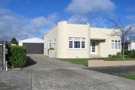 Photo of property in 74 Florence Avenue, Palmerston North, 4414