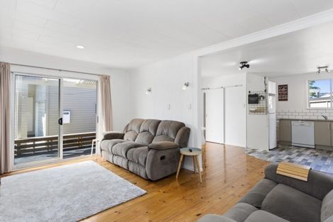 Photo of property in 46d Percy Road, Papamoa Beach, Papamoa, 3118