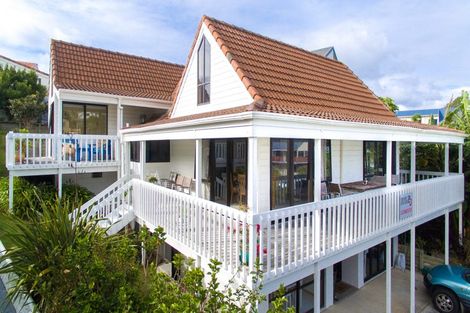 Photo of property in 21 Du Fresne Place, Russell, 0202