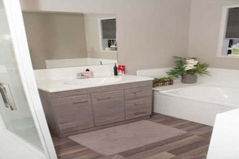 Photo of property in 10 Omega Place, Coastlands, Whakatane, 3120