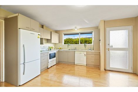 Photo of property in 12 Karnak Crescent, Russley, Christchurch, 8042