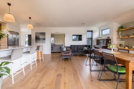 Photo of property in 17 Orchard Terrace, Riverhead, 0820